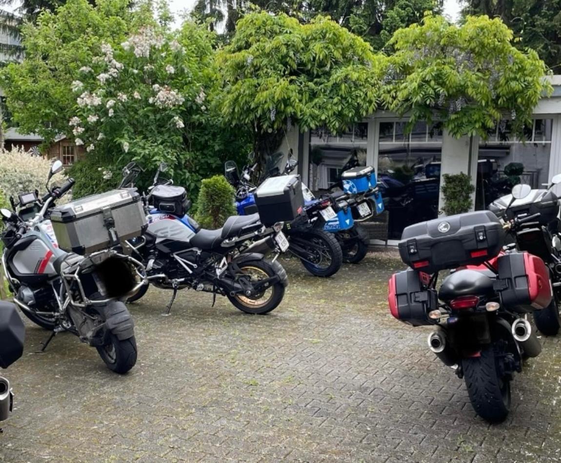 Hotel Kaup パーダーボルン エクステリア 写真